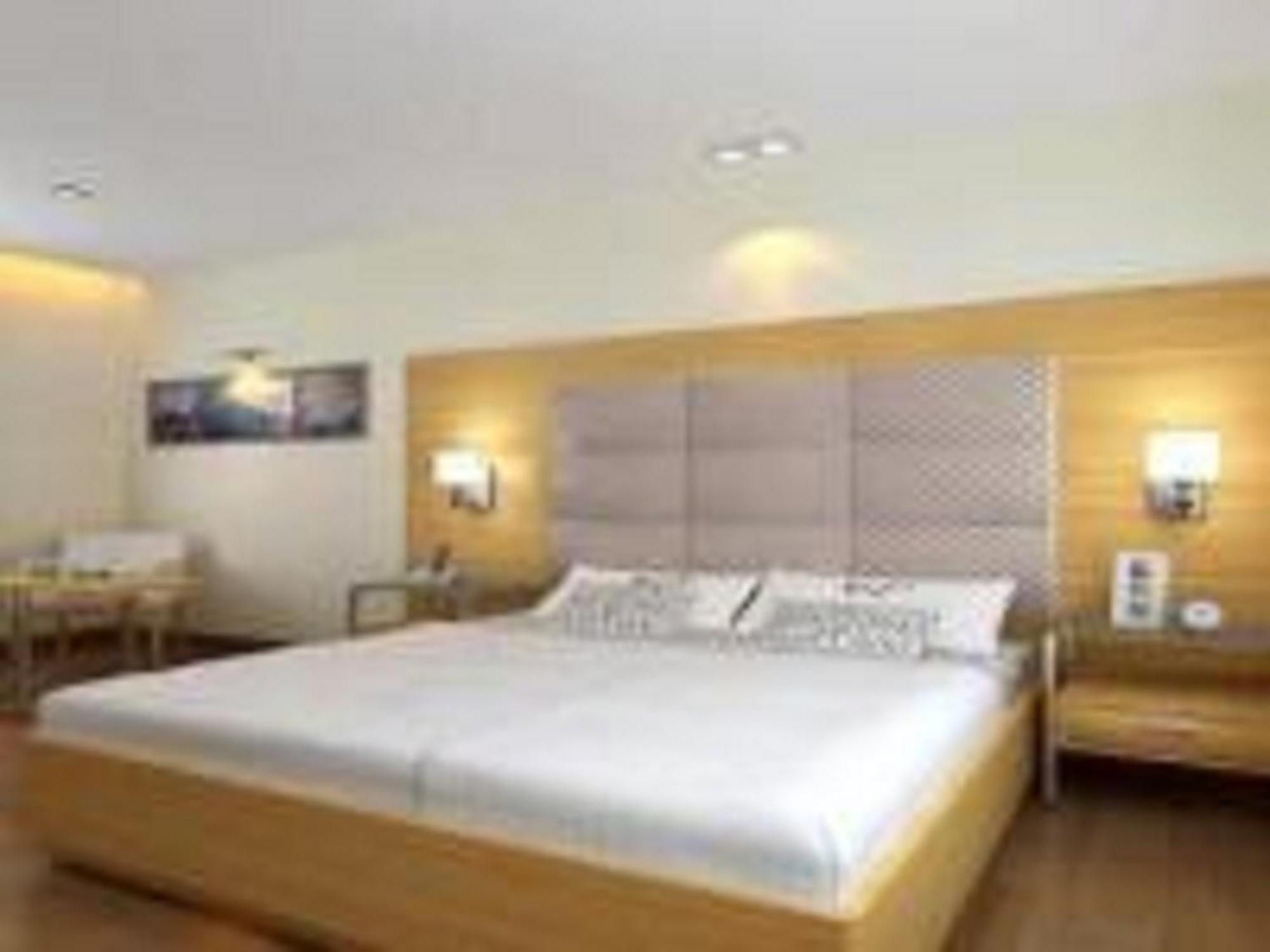 Country Inn Panjim Goa Panadzsi Szoba fotó